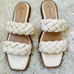 Cream sandal